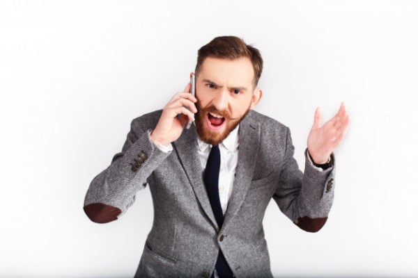 Lire la suite à propos de l’article Formation gestion des appels difficiles : comment rester calme face à un client en colère ?